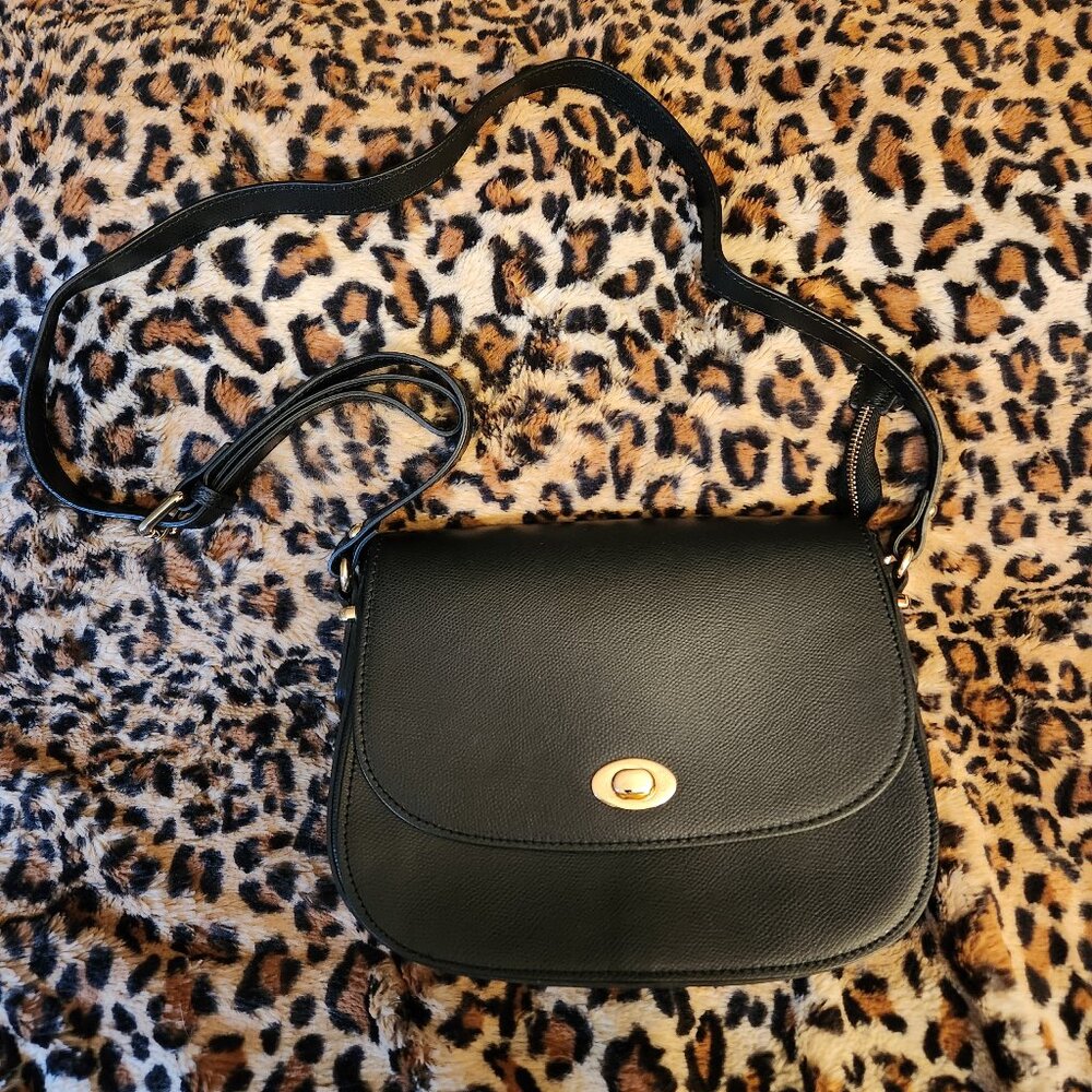 HS Collection HS1425 NR Black Saddle Shoulder Bag
